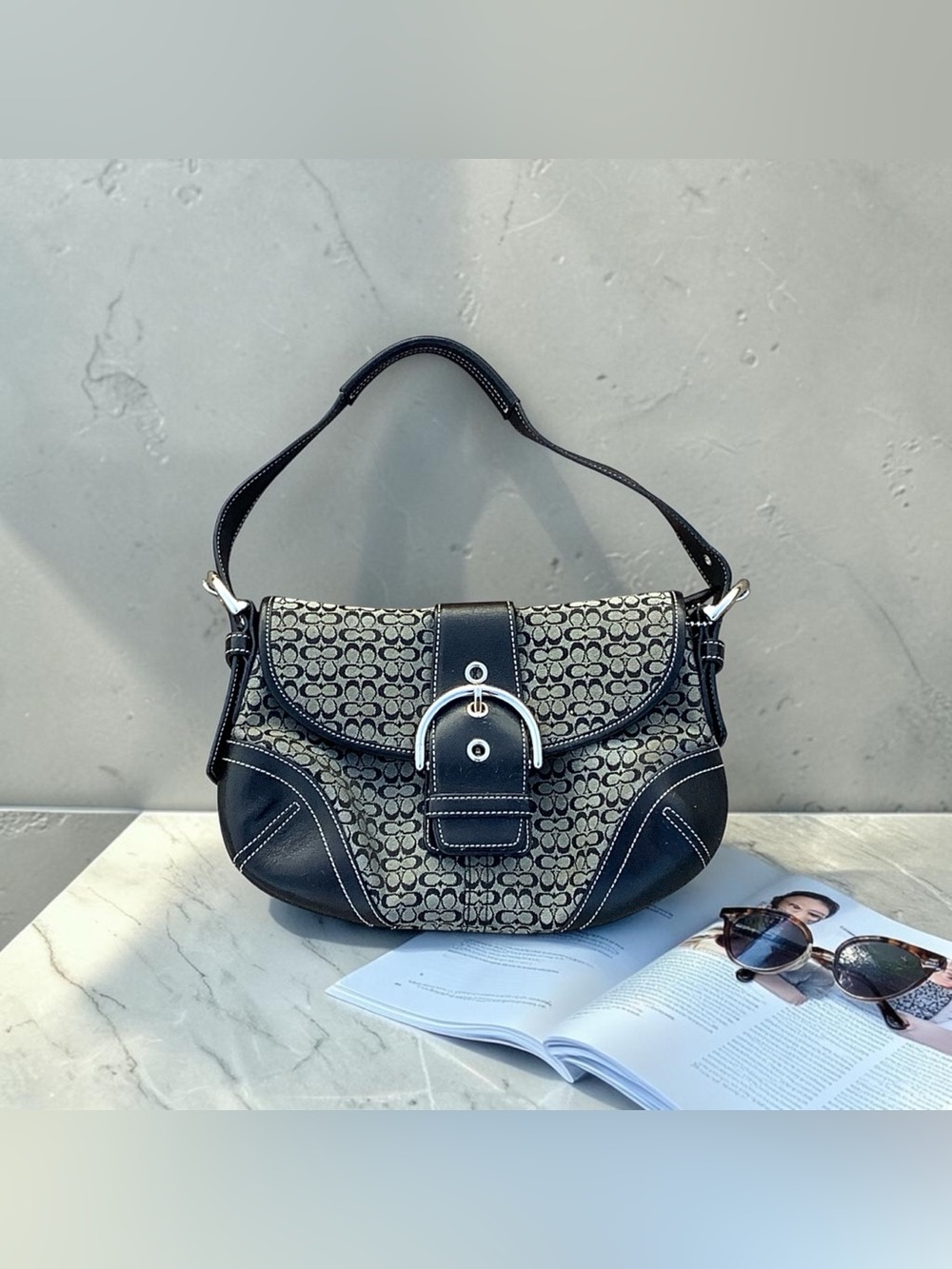 🔥 AUTHENTIC VINTAGE Y2K COACH SOHO SIGNATURE FLAP BAG 🔥